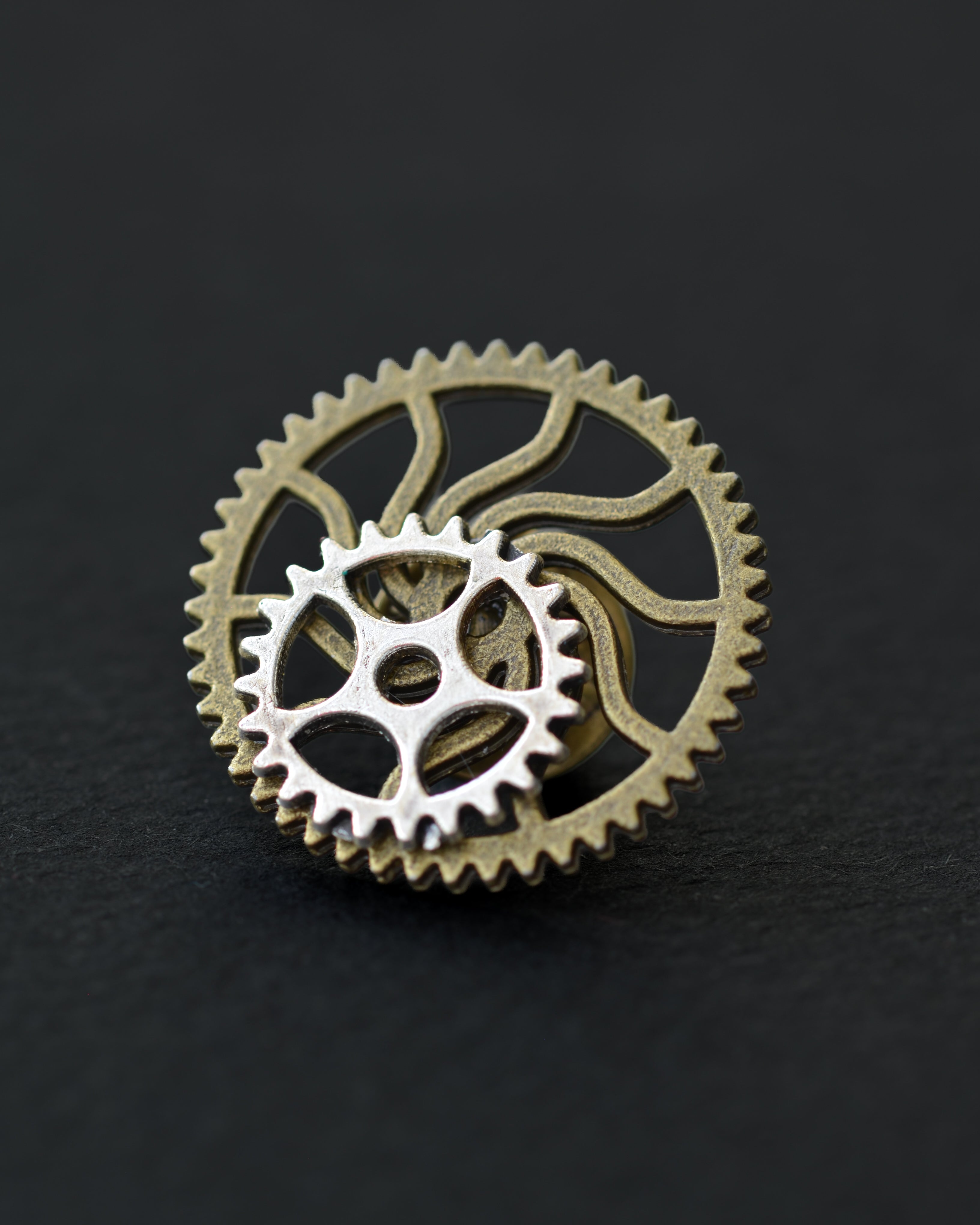 Dual-Tone Gear Pin