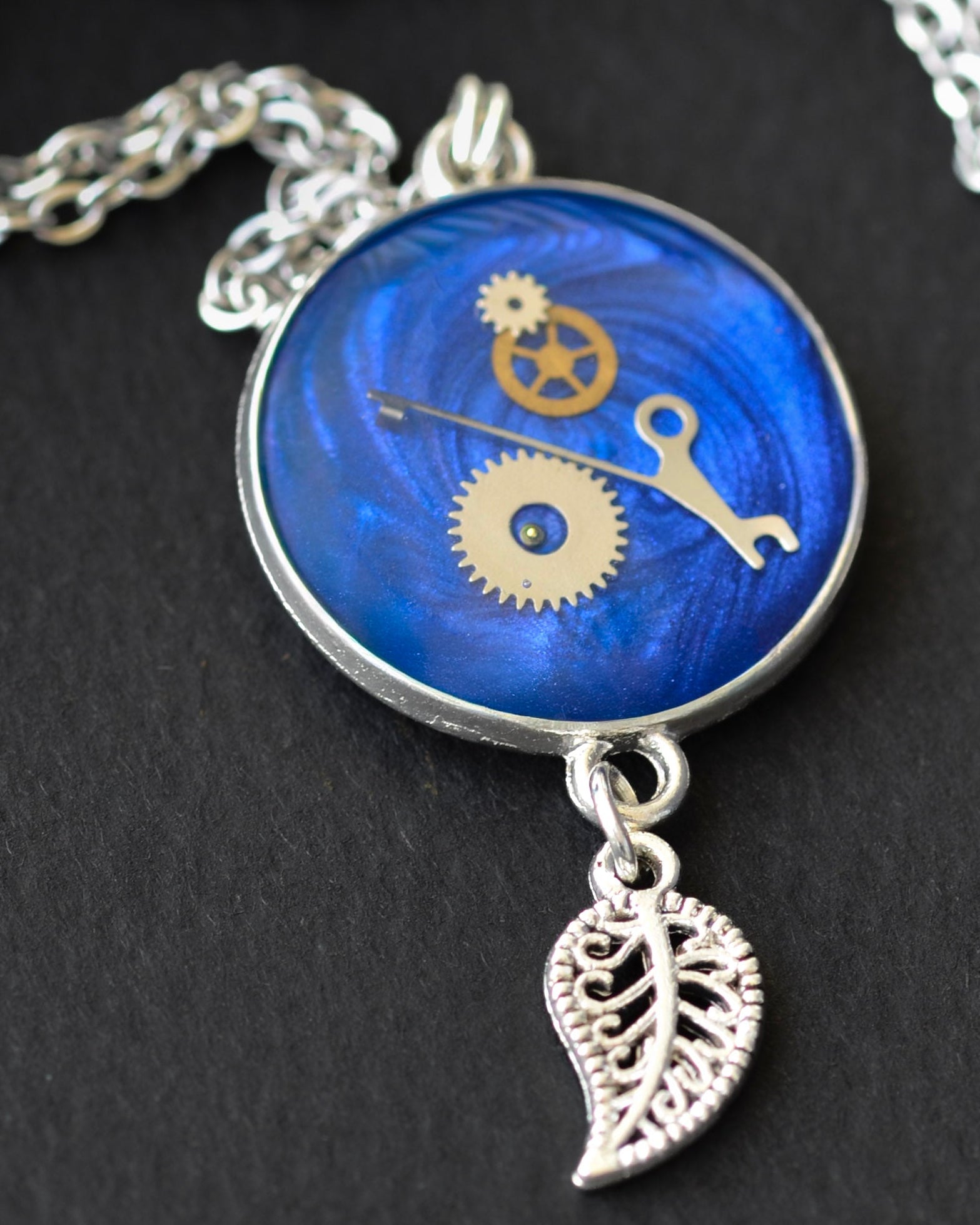 Colier Sapphire Leaf